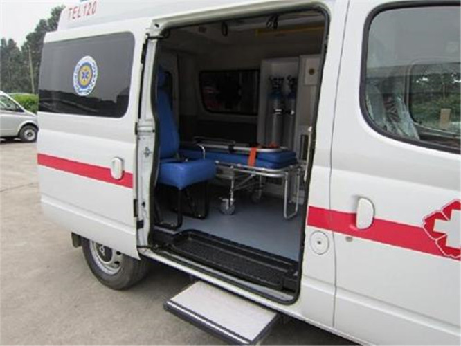 雨山救护车出租服务案例7